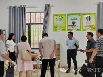 邵陽市人大來華龍實(shí)地調(diào)研