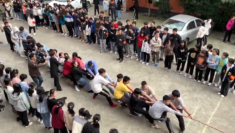 邵陽市華龍中學,邵陽中學教育,高中教育,師資雄厚,名優(yōu)教師