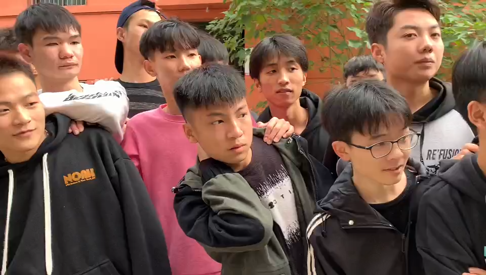 邵陽市華龍中學,邵陽中學教育,高中教育,師資雄厚,名優(yōu)教師 邵陽市華龍中學,邵陽中學教育,高中教育,師資雄厚,名優(yōu)教師