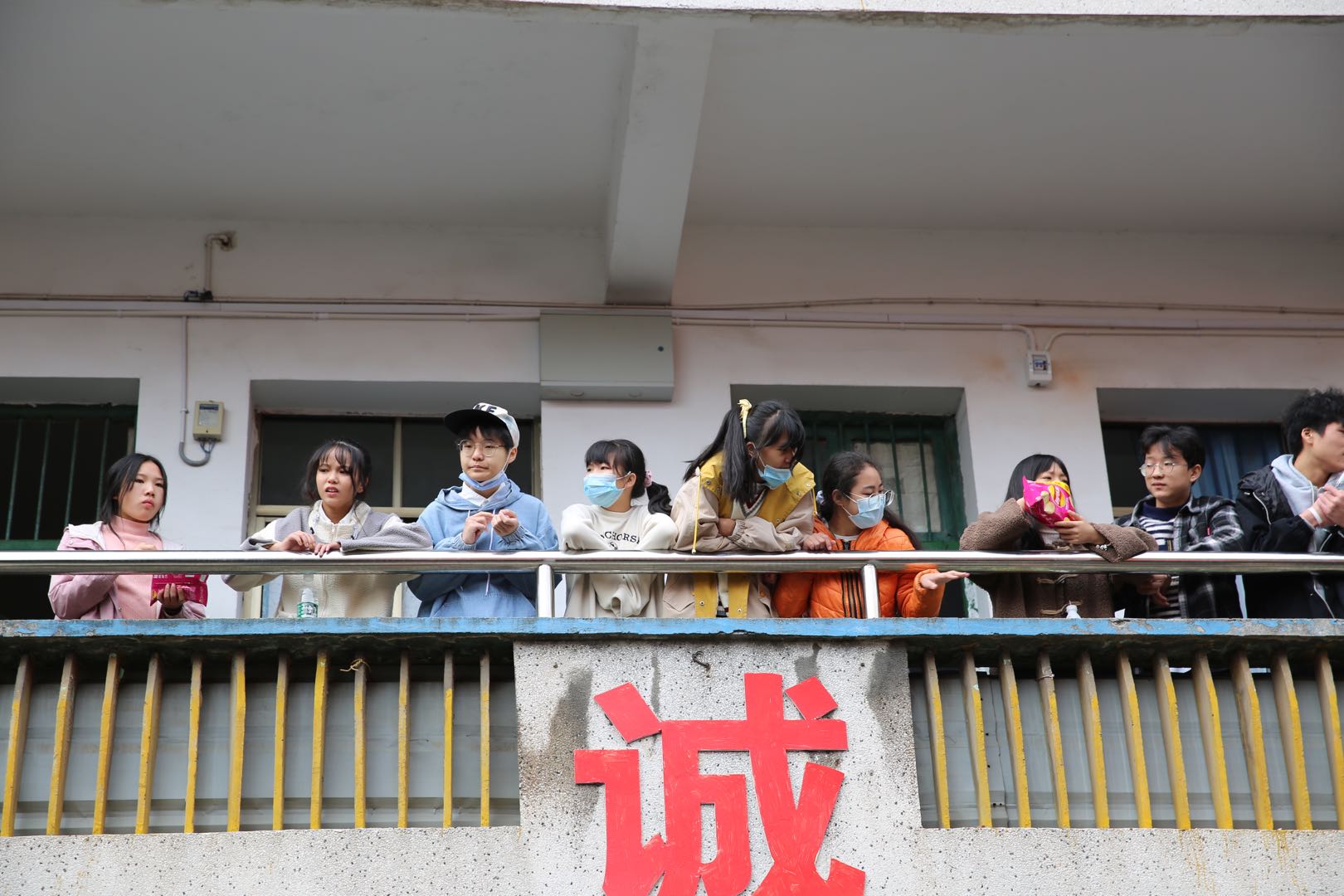 邵陽市華龍中學,邵陽中學教育,高中教育,師資雄厚,名優(yōu)教師 邵陽市華龍中學,邵陽中學教育,高中教育,師資雄厚,名優(yōu)教師