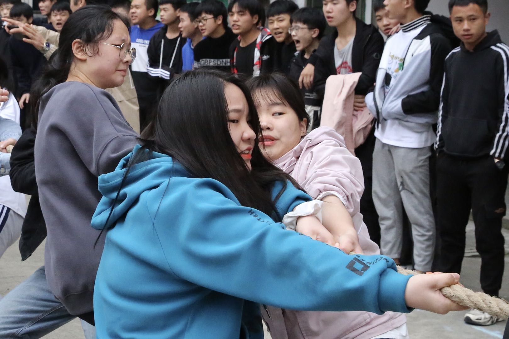 邵陽市華龍中學,邵陽中學教育,高中教育,師資雄厚,名優(yōu)教師 邵陽市華龍中學,邵陽中學教育,高中教育,師資雄厚,名優(yōu)教師