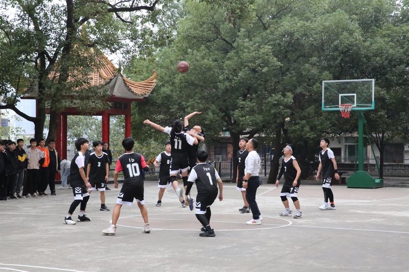 邵陽市華龍中學,邵陽中學教育,高中教育,師資雄厚,名優(yōu)教師 邵陽市華龍中學,邵陽中學教育,高中教育,師資雄厚,名優(yōu)教師