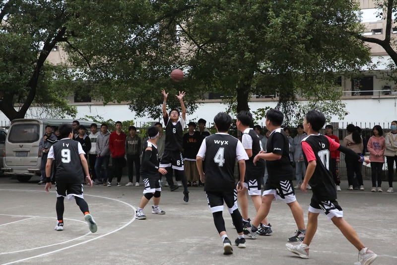 邵陽市華龍中學,邵陽中學教育,高中教育,師資雄厚,名優(yōu)教師 邵陽市華龍中學,邵陽中學教育,高中教育,師資雄厚,名優(yōu)教師