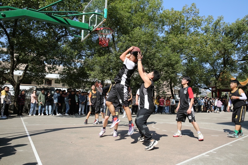 邵陽市華龍中學,邵陽中學教育,高中教育,師資雄厚,名優(yōu)教師 邵陽市華龍中學,邵陽中學教育,高中教育,師資雄厚,名優(yōu)教師